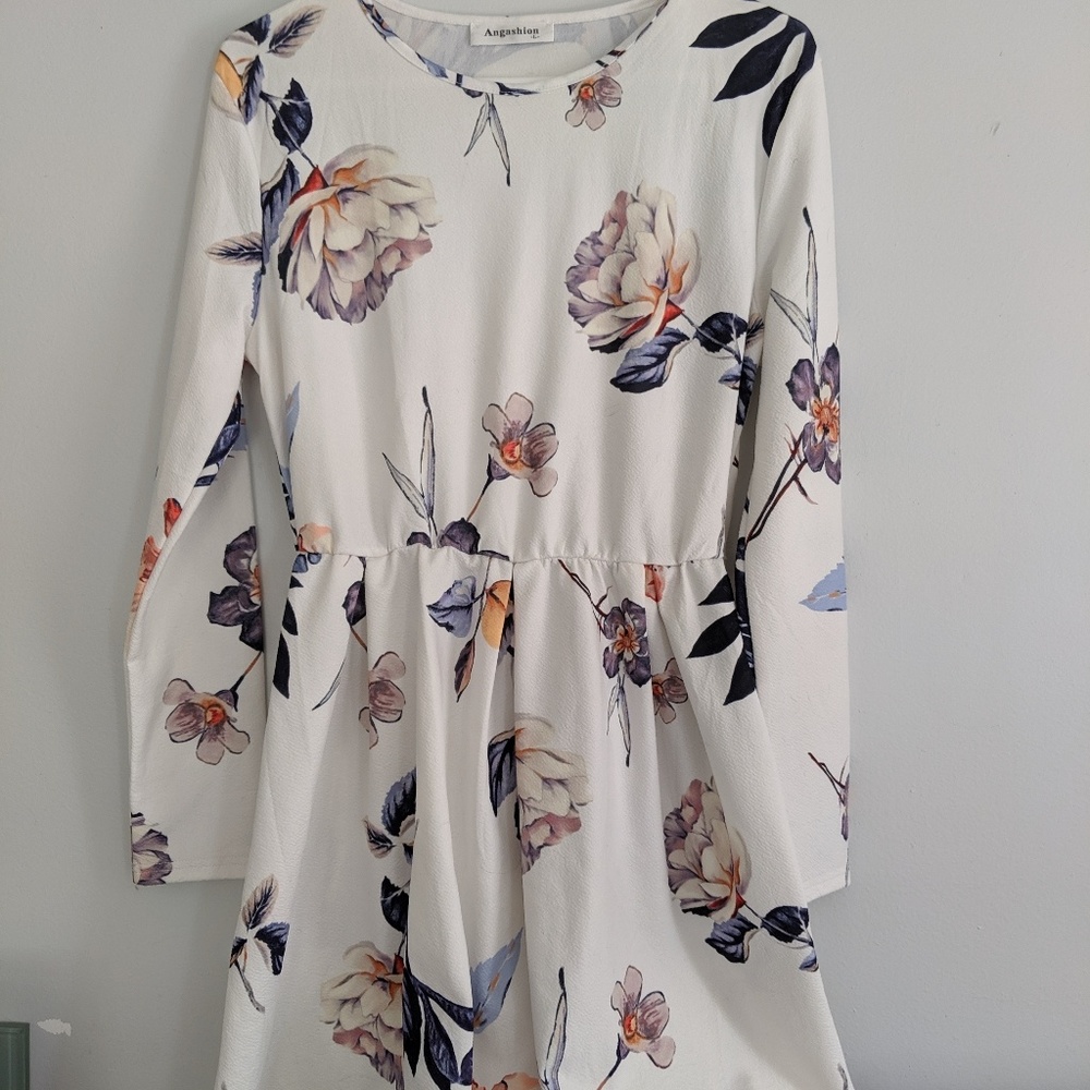 Floral white dress